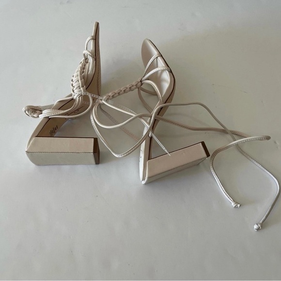 Jessica Simpson Women’s Slip On Leather Dress Shoes Sandals - Picture 8 of 12